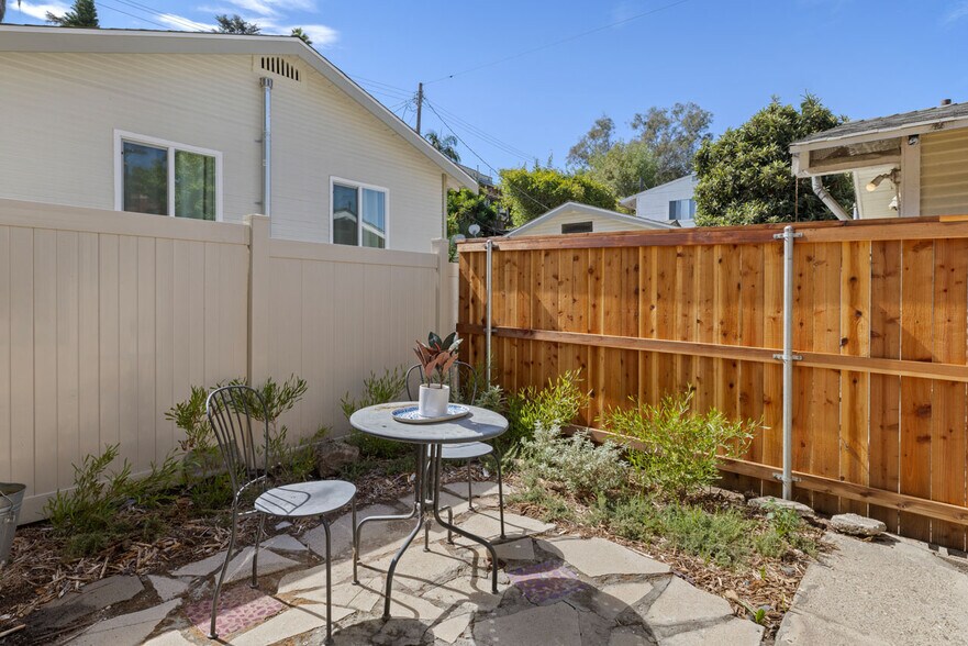 More Photos Of 1560 Morton Ave, Los Angeles Multifamily For Sale