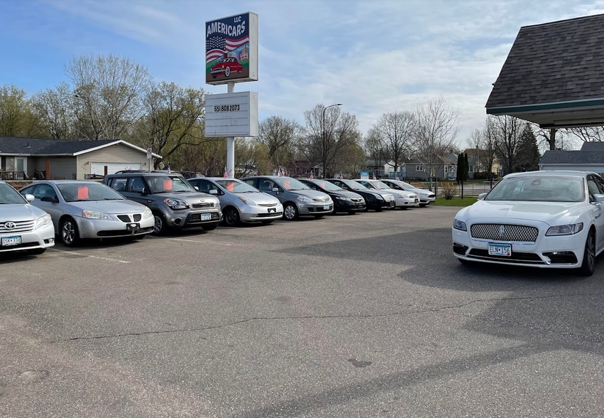 More Photos Of 370 Maryland Ave W, Saint Paul Auto Dealership For Sale