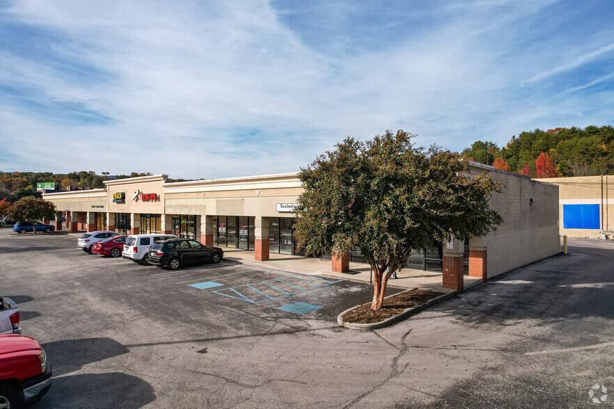 More Photos Of 5510 Highway 153, Hixson Unknown For Lease
