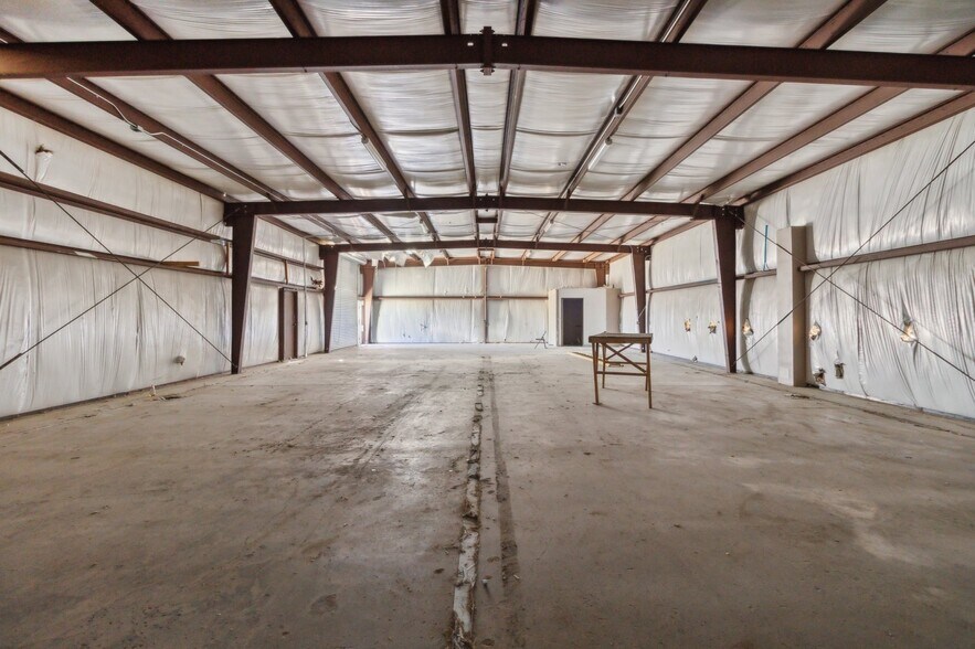 More Photos Of 17265 Darwin Ave, Hesperia Service For Lease