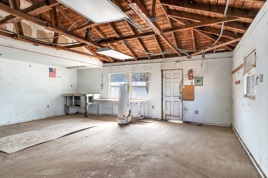 More Photos Of 35222-35232 Yucaipa Blvd, Yucaipa Storefront Retail Residential For Sale