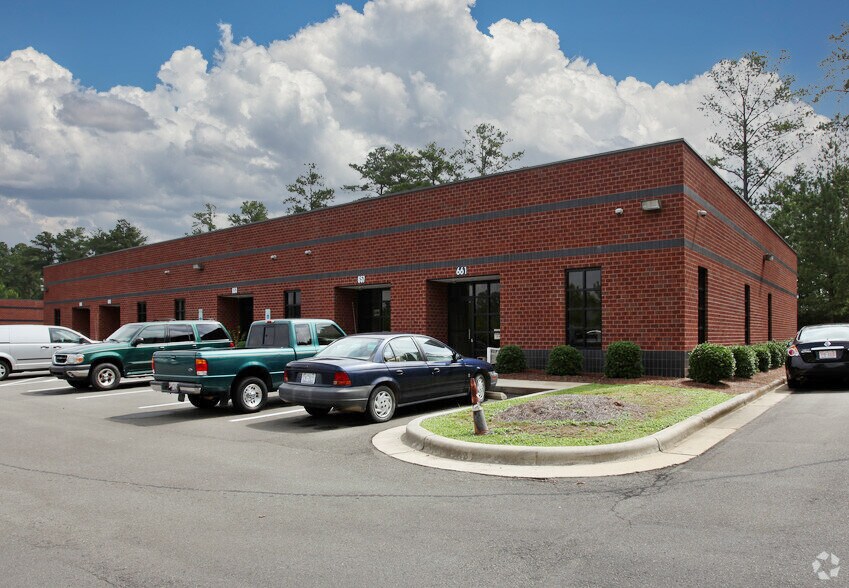 More Photos Of 645-657 Poole Dr, Garner Light Distribution For Lease