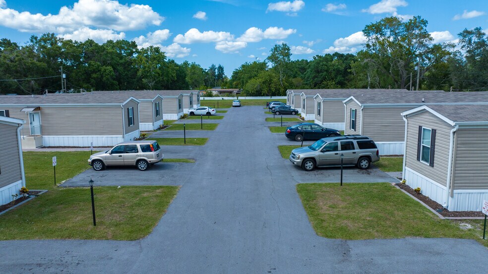 Primary Photo Of 8035 Gardner Rd, Tampa Manufactured Housing Mobile Home Park For Sale