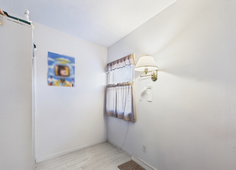 More Photos Of 6640 State Route 5 and 20, Bloomfield Manufacturing For Sale