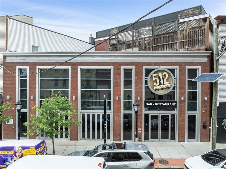 More Photos Of 512 Paterson Plank Rd, Jersey City Restaurant For Lease