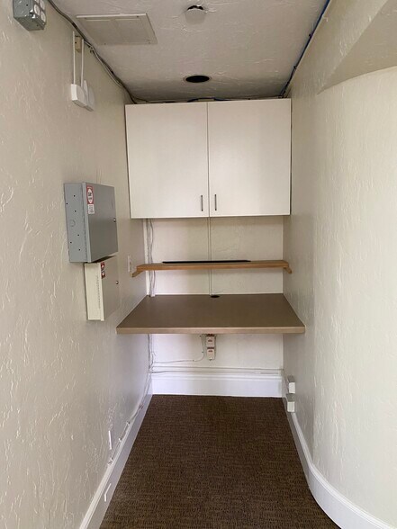 More Photos Of 6232 La Salle Ave, Oakland Office For Lease
