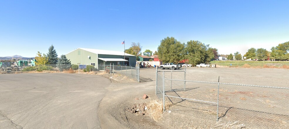 Primary Photo Of 2261 NW Industrial Park Rd, Prineville Manufacturing For Sale