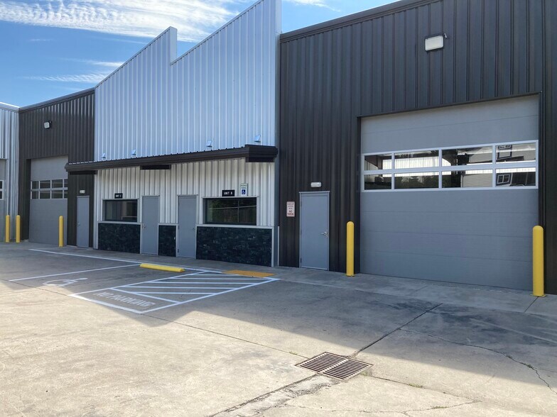 Primary Photo Of 2744 SE Long St, Portland Warehouse For Lease