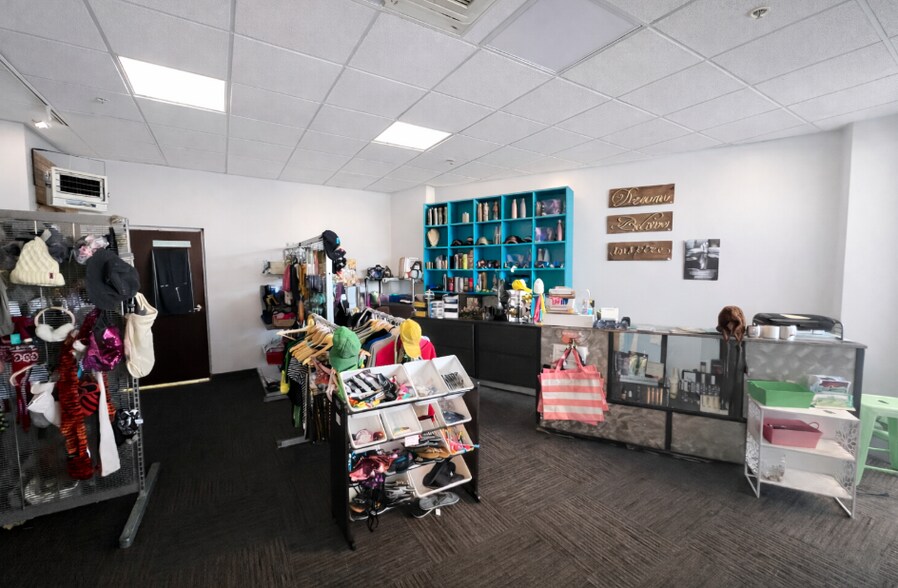 More Photos Of 560 Silverthorne Ln, Silverthorne Hotel For Sale