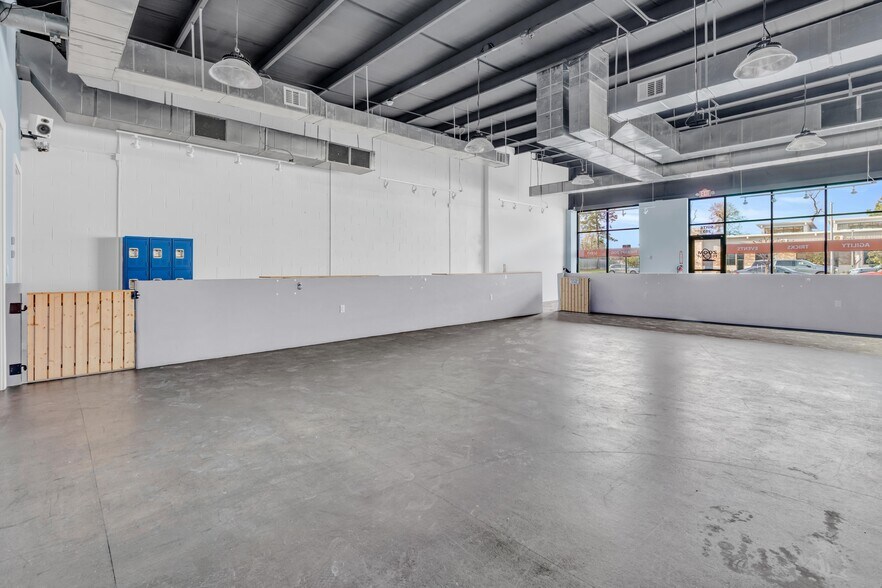 More Photos Of 26131 Kuykendahl Rd, Tomball Storefront For Lease