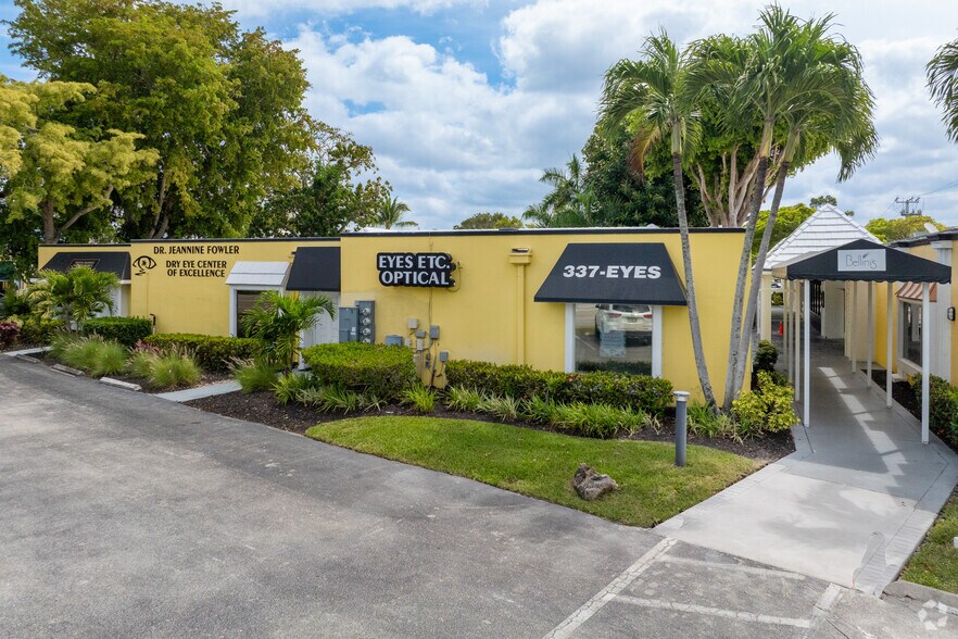 More Photos Of 13451 Mcgregor Blvd, Fort Myers Freestanding For Lease