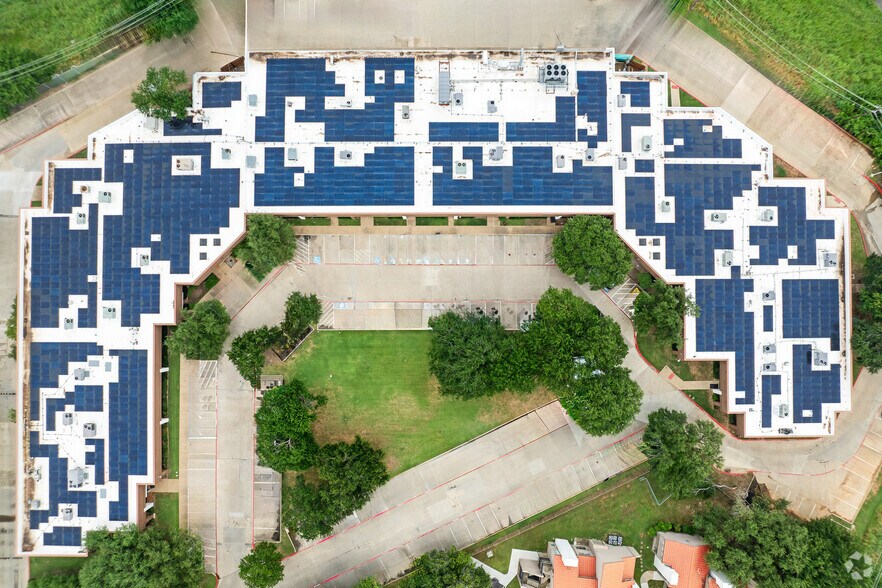 More Photos Of 7920 Elmbrook Dr, Dallas Medical For Lease