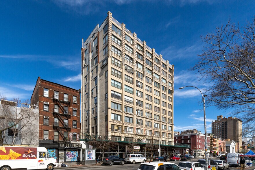 More Photos Of 333-339 Avenue of the Americas, New York Apartments For Lease