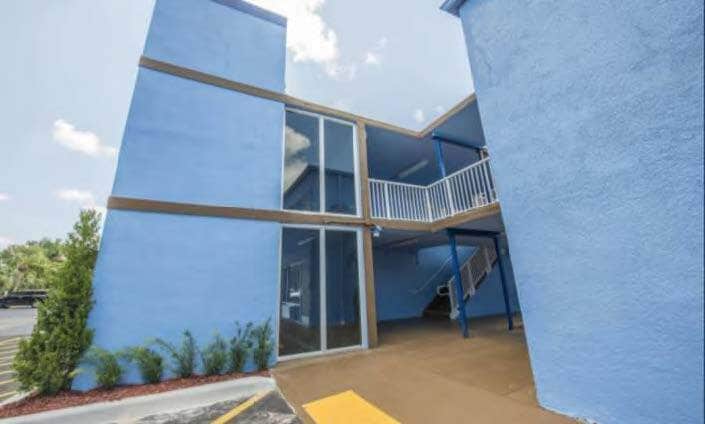 More Photos Of 2440 W State Road 84, Fort Lauderdale Hotel For Sale