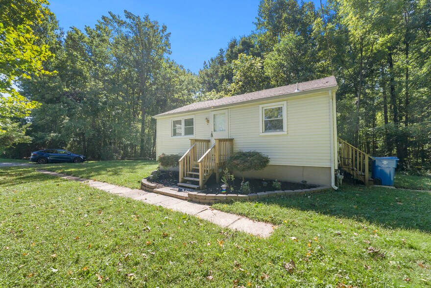 More Photos Of 2608 Mount Holly Rd, Burlington Land For Lease