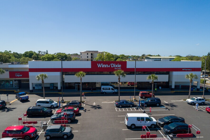 More Photos Of 6400 Massachusetts Ave, New Port Richey Supermarket For Lease