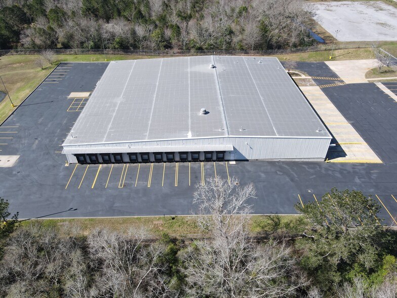 More Photos Of 4674 Westgate Pky, Dothan Distribution For Lease