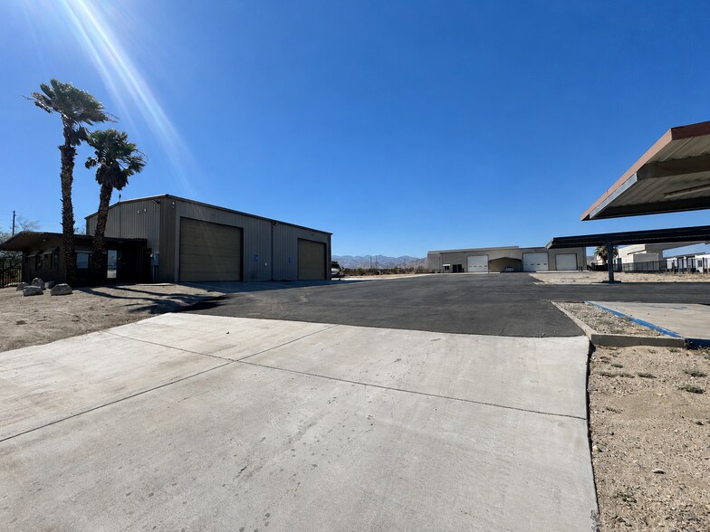 Primary Photo Of 65090 San Jacinto Ln, Desert Hot Springs Auto Repair For Sale