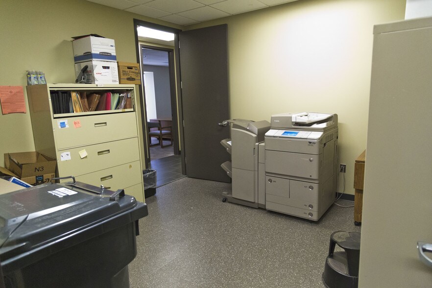 More Photos Of 1616 S Main St, Tulsa Office For Lease