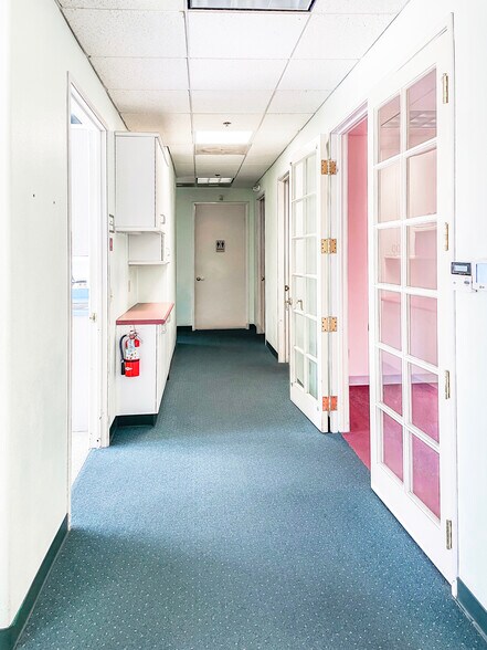 More Photos Of 2801 Waterman Blvd, Fairfield Medical For Sale