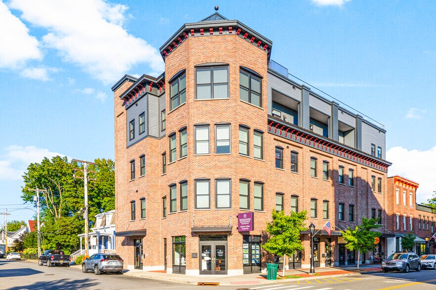 More Photos Of 226 Main St, Beacon Storefront Retail Residential For Sale
