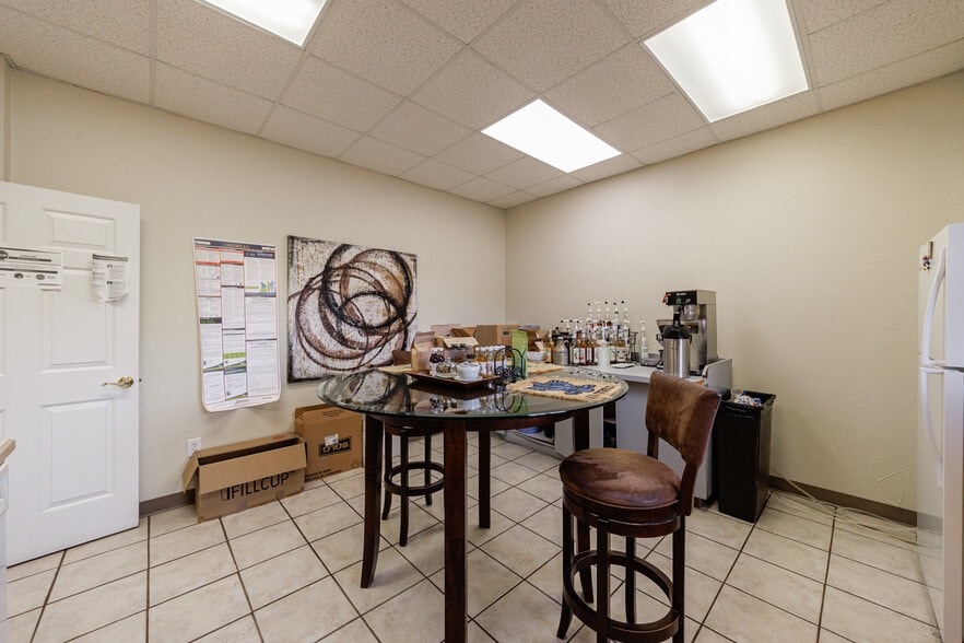 More Photos Of 12230 Cumming Hwy, Canton Warehouse For Lease