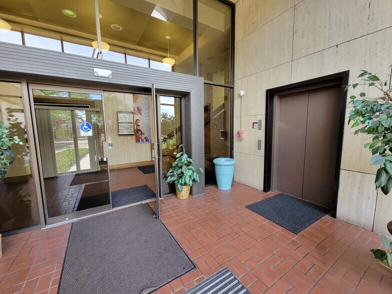 More Photos Of 805 N Murray Blvd, Colorado Springs Office For Lease