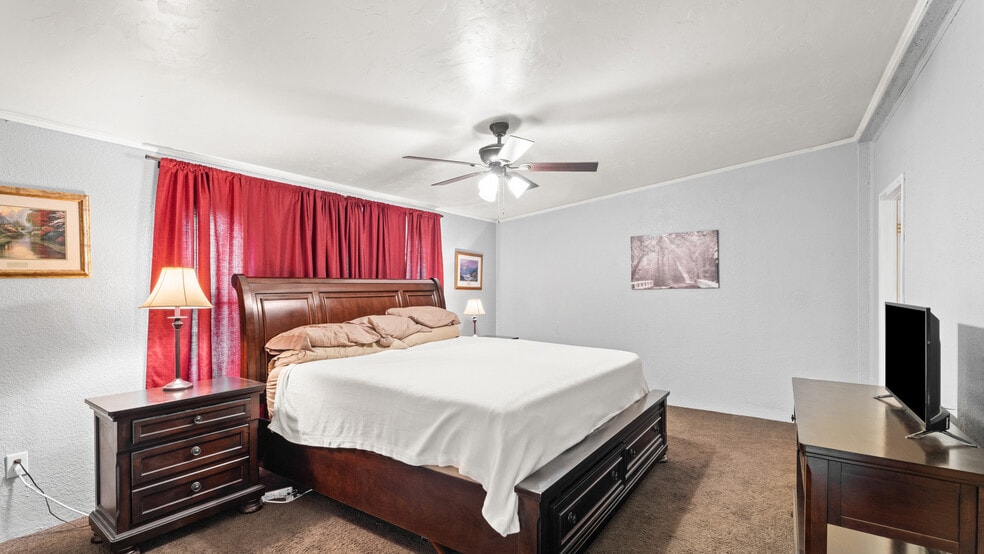 More Photos Of 20500 N 2810 Rd, Kingfisher Lodge Meeting Hall For Sale