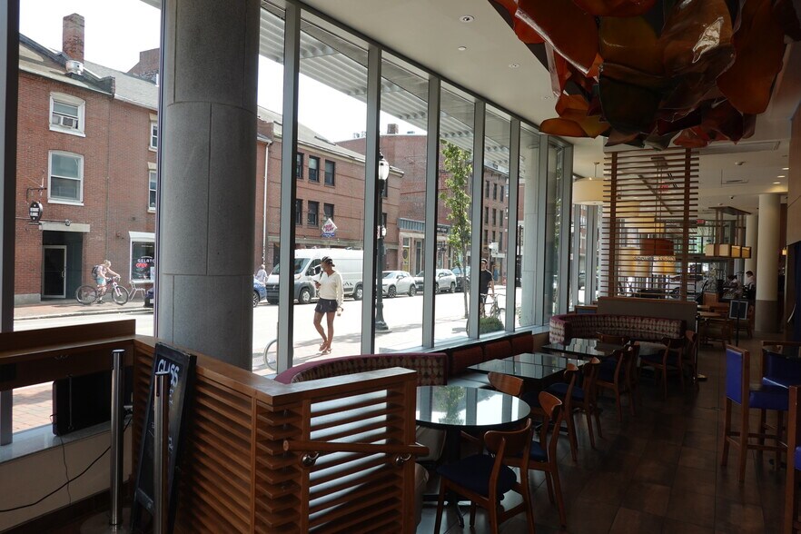More Photos Of 431 Fore St, Portland Hotel For Lease