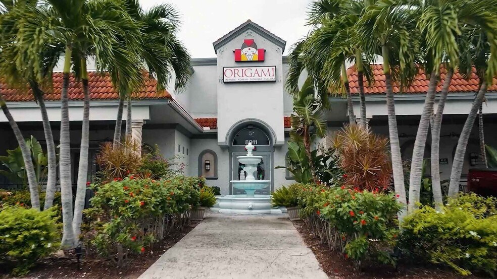 Primary Photo Of 8911 Daniels Pky, Fort Myers Storefront Retail Office For Lease