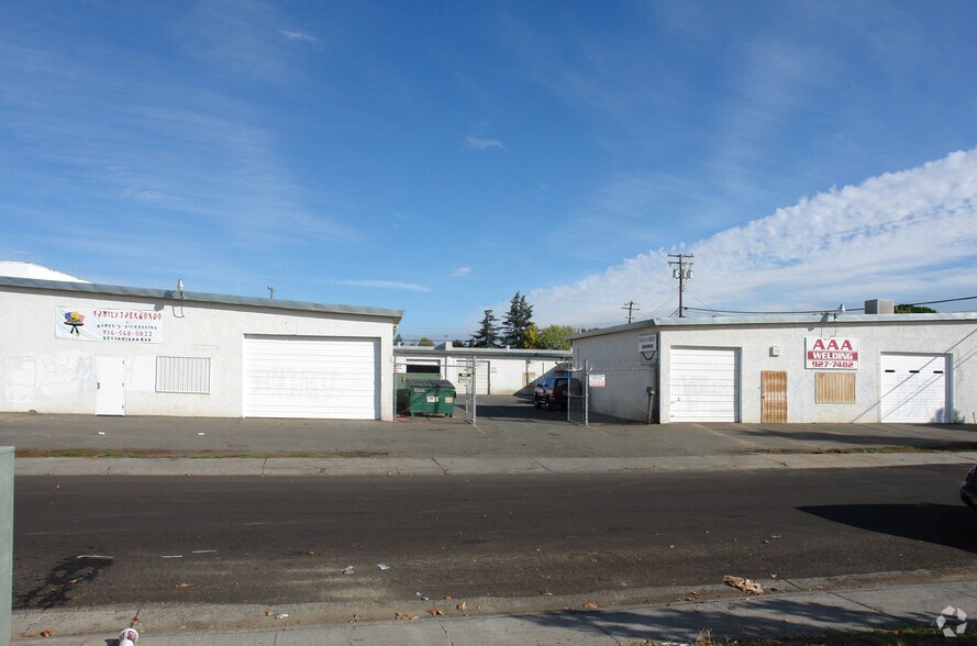More Photos Of 521 Indiana Ave, Sacramento Warehouse For Sale