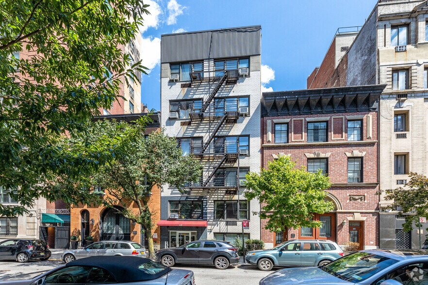 Primary Photo Of 119 E 83rd St, New York Apartments For Lease