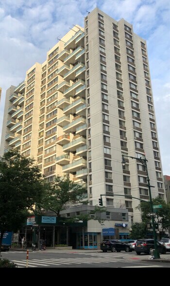Primary Photo Of 700 Columbus Ave, New York Apartments For Lease