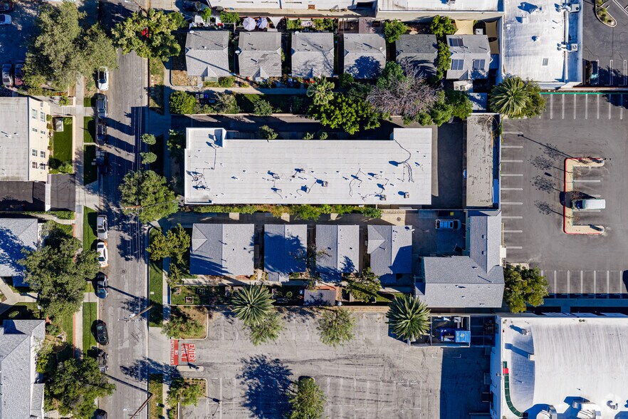 More Photos Of 146-154 N Holliston Ave, Pasadena Rehabilitation Center For Sale