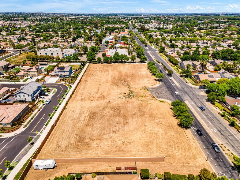 More Photos Of Walnut Blvd, Brentwood Land For Sale