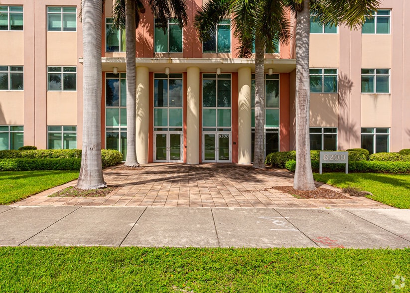 More Photos Of 8200 SW 117th Ave, Miami Medical For Lease