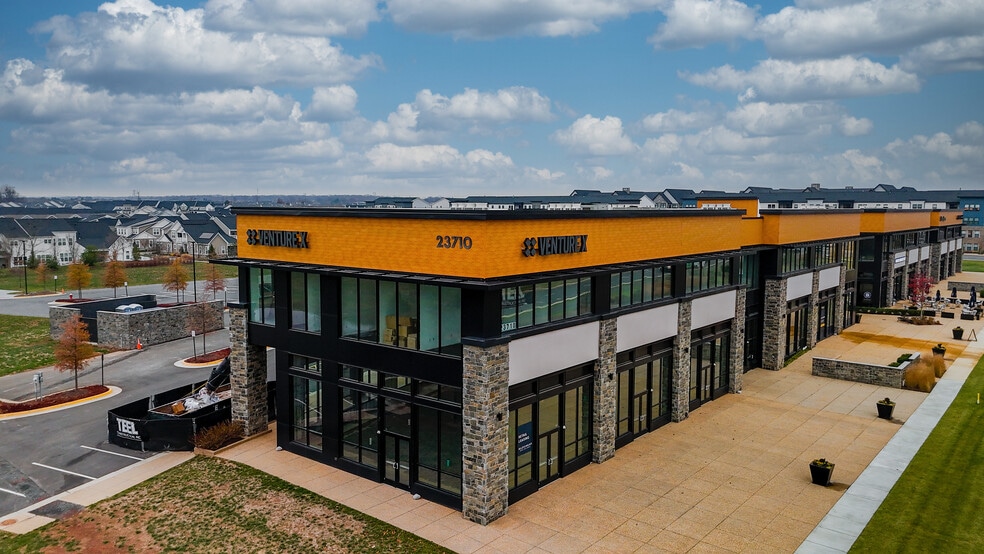 More Photos Of 23710 Schooler Plz, Brambleton Coworking Space