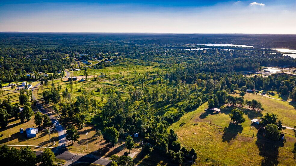 More Photos Of 400 Yaupon Cove Dr, Onalaska Land For Sale