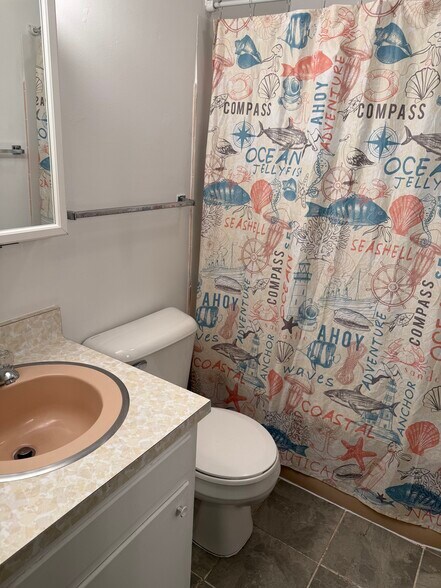 More Photos Of 105 S Elder Ln, Decatur Apartments For Sale