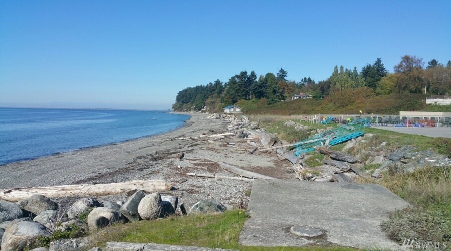 More Photos Of 1334 Gulf Rd, Point Roberts Restaurant For Sale