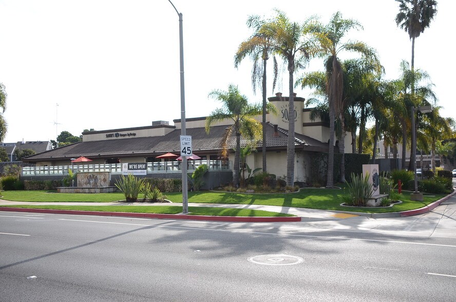 More Photos Of 8082 Adams Ave, Huntington Beach Restaurant For Lease
