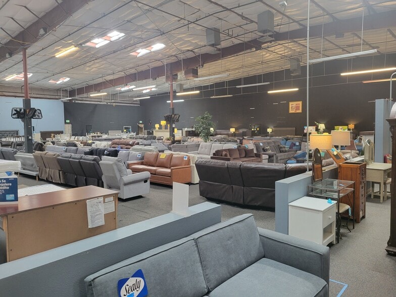 More Photos Of 4540 Arville St, Las Vegas Unknown For Lease