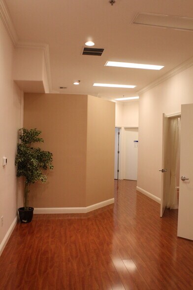 More Photos Of 2234 El Camino Real, Santa Clara Freestanding For Lease