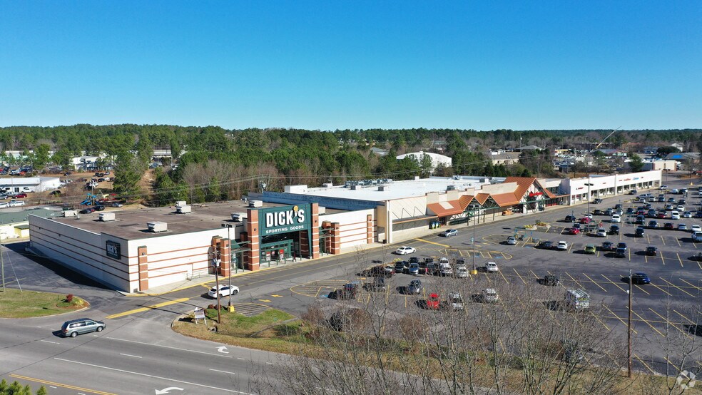 More Photos Of 11109 US 15 Hwy, Aberdeen General Retail For Lease