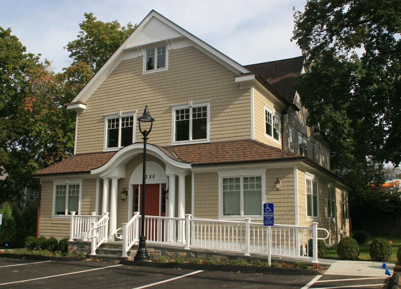 More Photos Of 1385 E Putnam Ave, Old Greenwich Office Residential For Sale