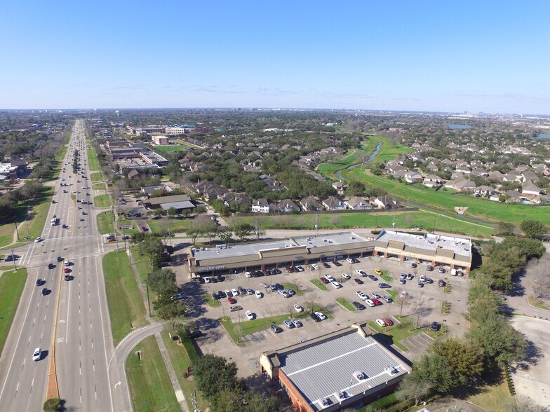 More Photos Of 5425 Hwy 6, Missouri City Unknown For Lease