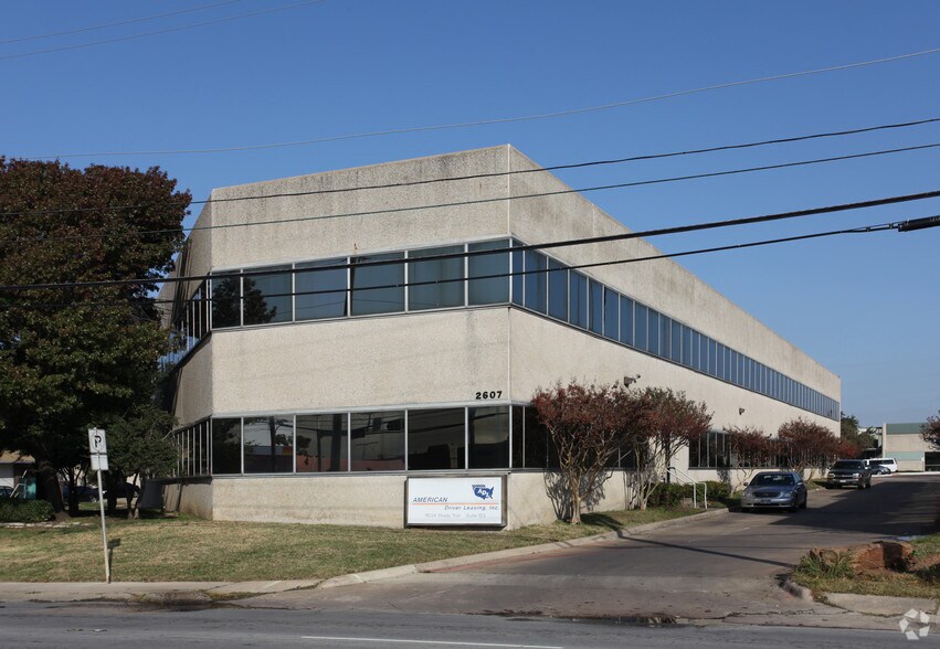 More Photos Of 2607 Walnut Hill Ln, Dallas Office For Lease
