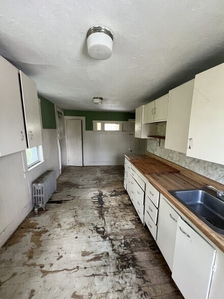 More Photos Of 271 Main St, Union Apartments For Sale