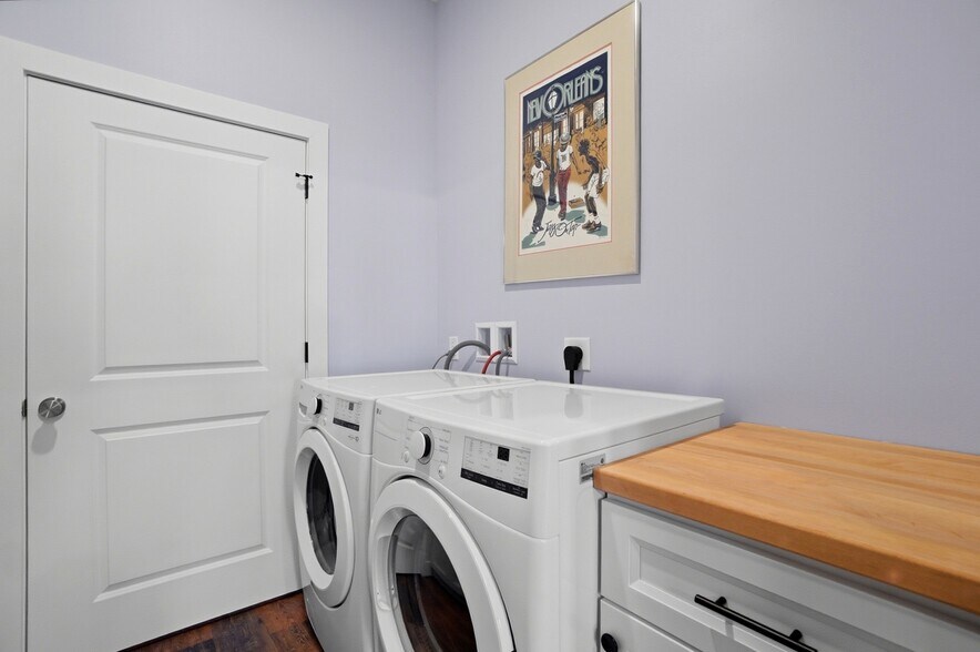 More Photos Of 110 W Main St, Deshler General Retail For Sale