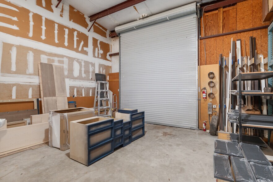 More Photos Of 26509 NW Us-27, High Springs Warehouse For Sale